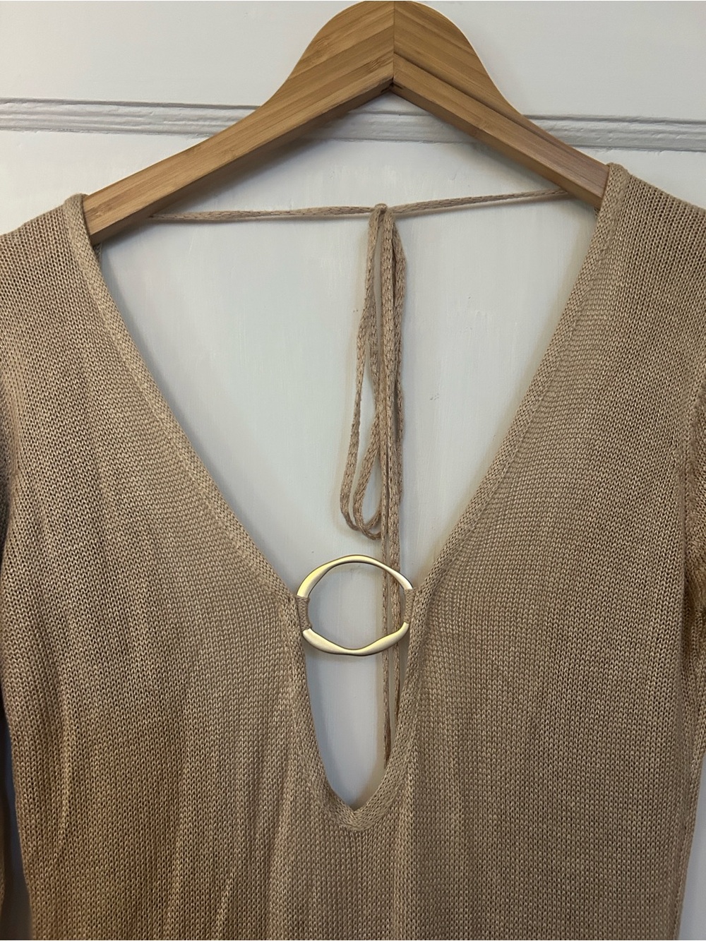Flook the Label Nayala Long Sleeve Deep V Ring-Detail Maxi Dress - Picture 2 of 8